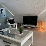 Lemonsjoen-jotunheimen-besseggen Semesterbostad Stuttgongfossen