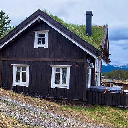 Lemonsjoen-jotunheimen-besseggen * Stuttgongfossen