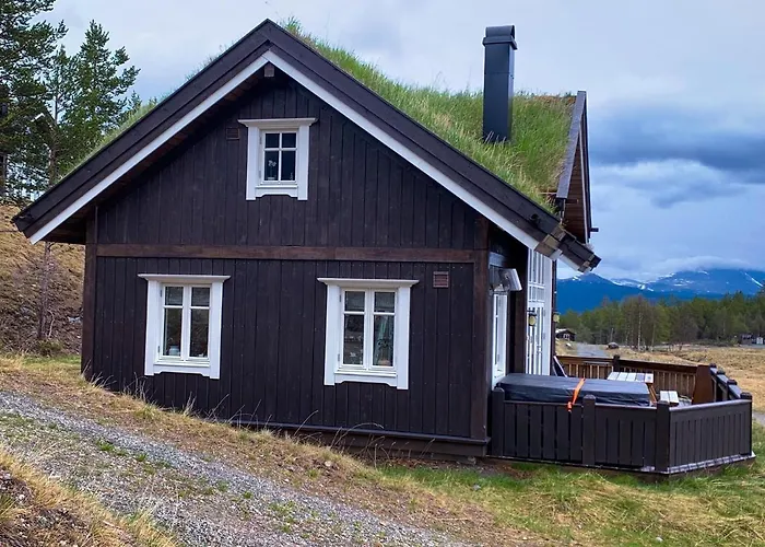 Lemonsjoen-jotunheimen-besseggen * Stuttgongfossen