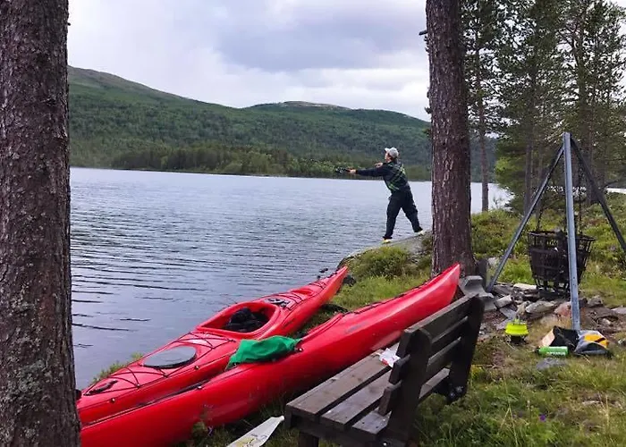 Lemonsjoen-jotunheimen-besseggen * Stuttgongfossen