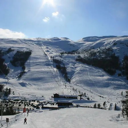 Lemonsjoen-jotunheimen-besseggen Vakantiehuis Stuttgongfossen